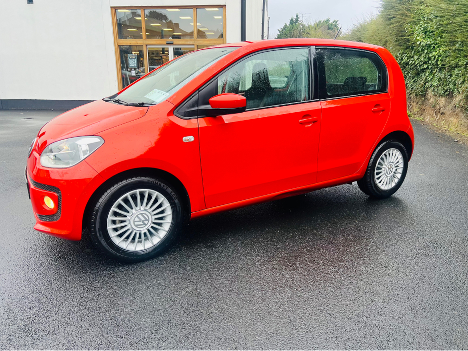 2016 Volkswagen up! DBA-AACHY 5DR €9,950
