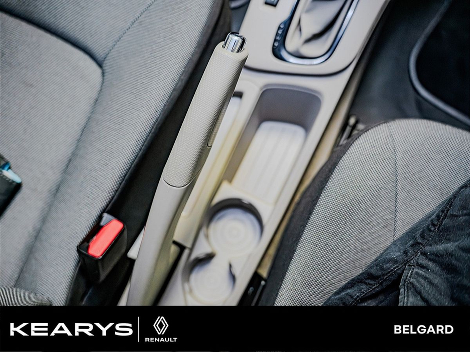 2016 Renault Zoe - image 19