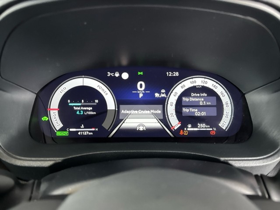 2024 Toyota Yaris HYBRID PLATINUM *TOP SPEC* €28,950