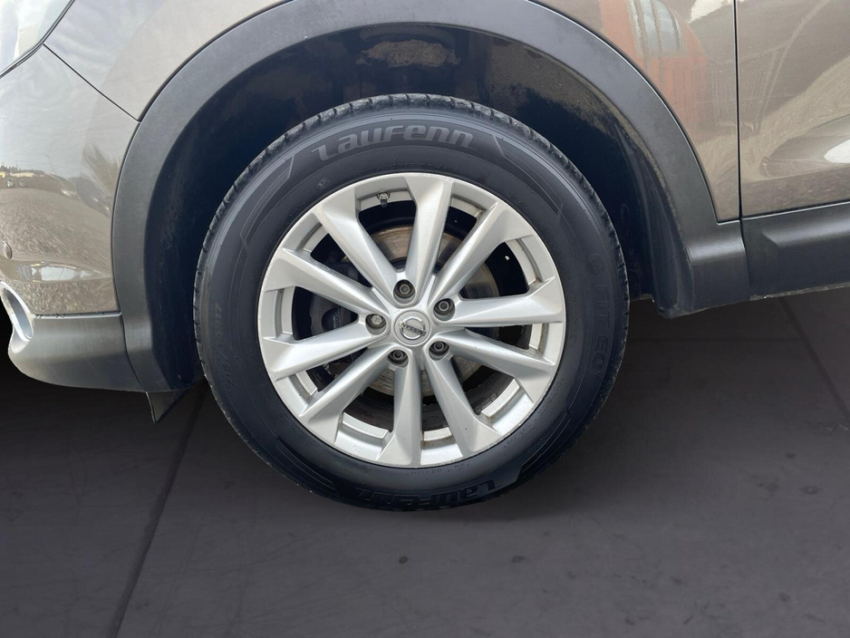 2015 Nissan Qashqai - image 15