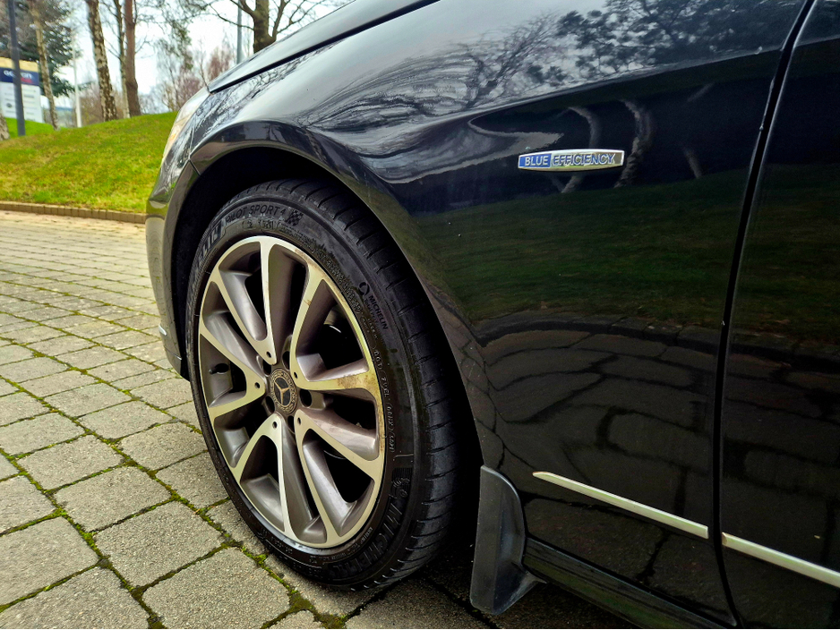 2012 Mercedes-Benz E Class 200 CDI BLUE EFFICIENCY ELEGANCE ECO 4 4DR AUTO €8,900