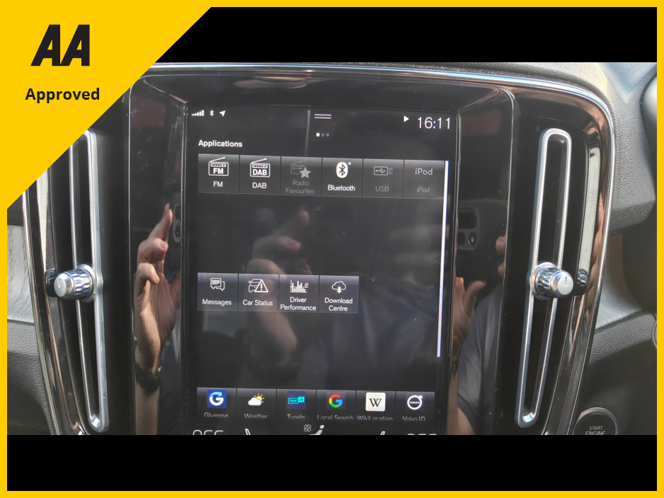 2020 Volvo XC40 - image 26