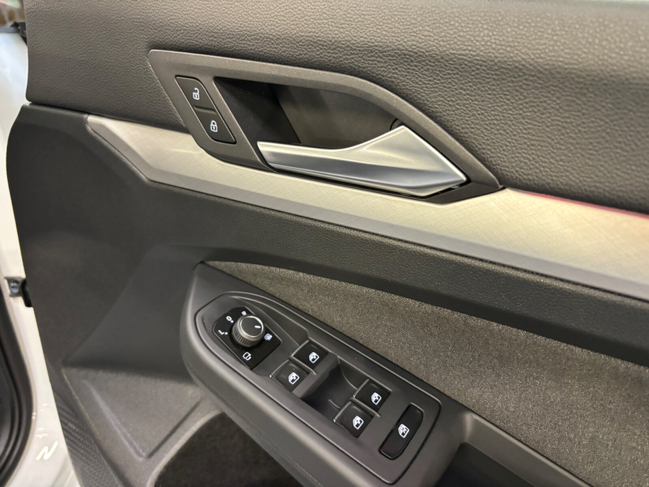 2025 Volkswagen Golf GOLF EDITION 75 2.0 TDI 116HP €33,950