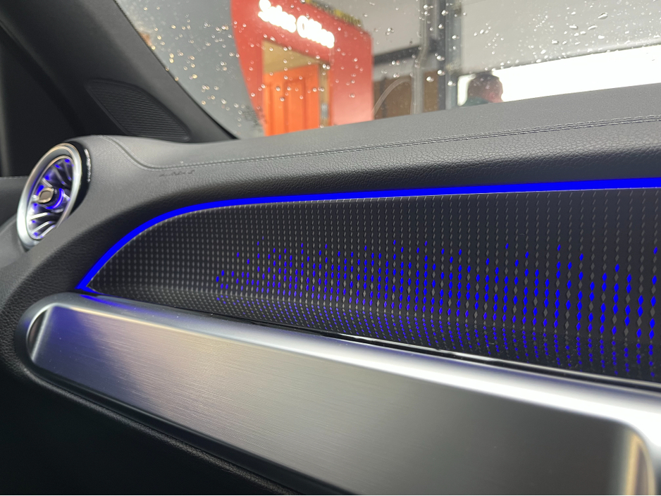 2023 Mercedes-Benz EQB - image 21