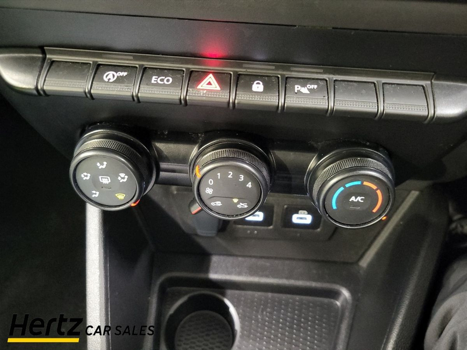 2023 Dacia Duster - image 21