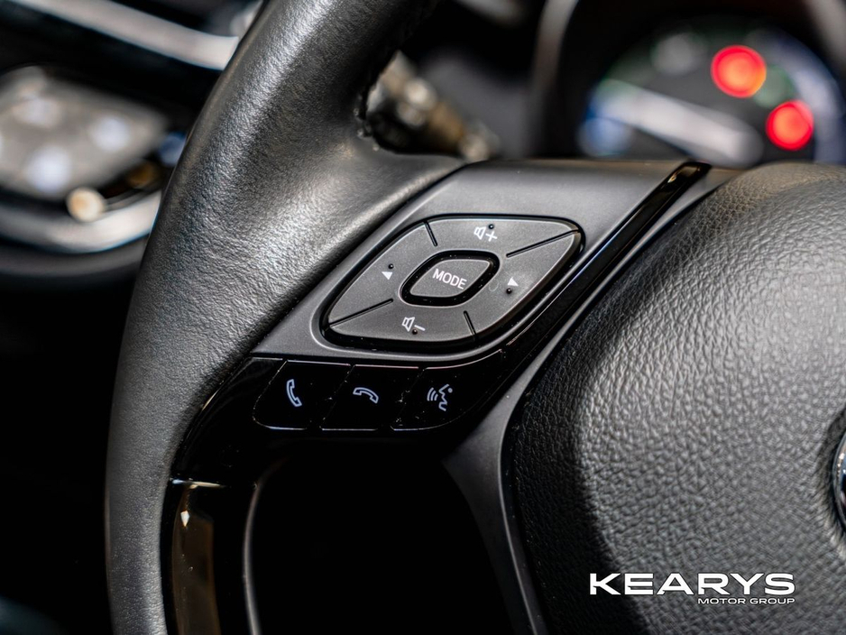 2023 Toyota C-HR - image 39