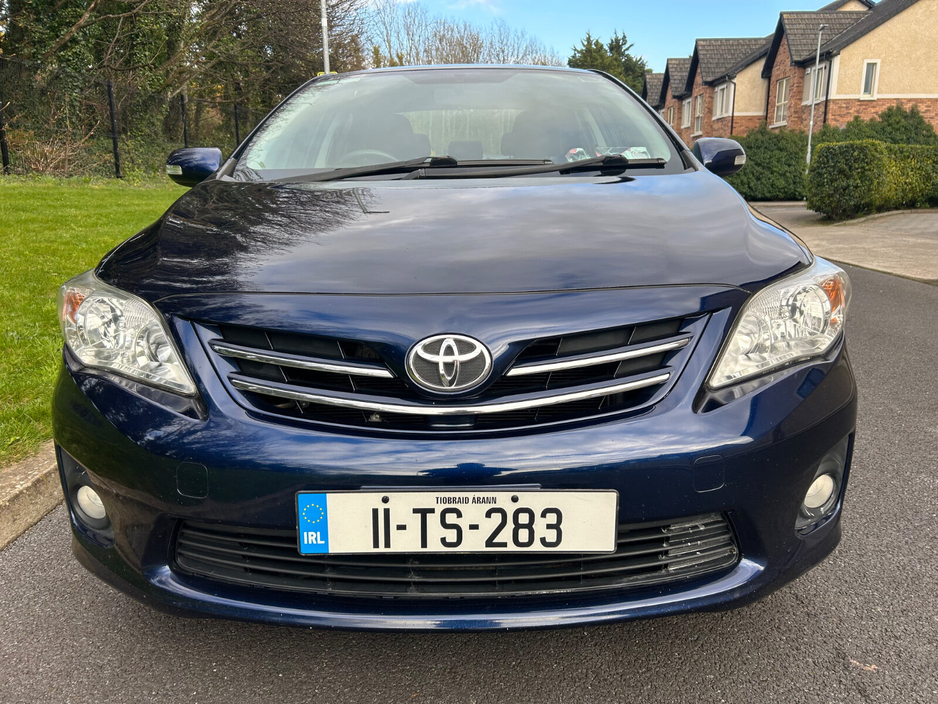 2011 Toyota Corolla - image 11