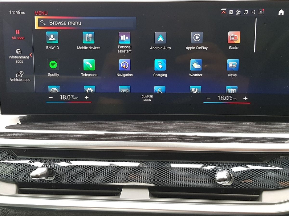 2023 BMW X5 - image 8