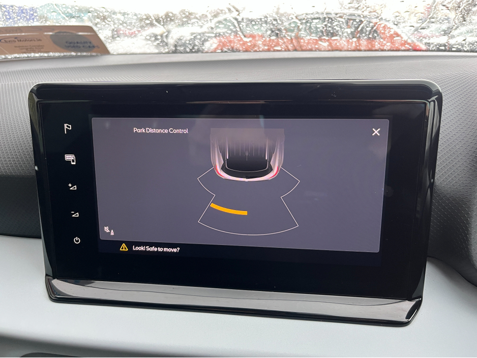 2023 SEAT Arona - image 18