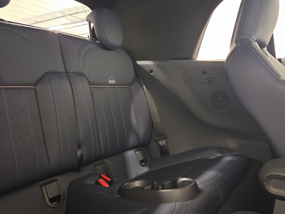2025 MINI Hatch - image 11
