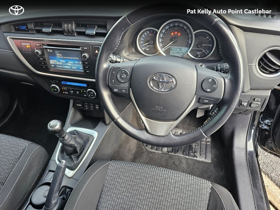 2015 Toyota Auris 1.33 5DR SOL 4DR €13,950