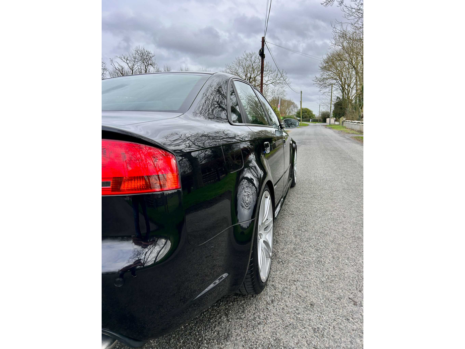 2007 Audi RS4 - image 13