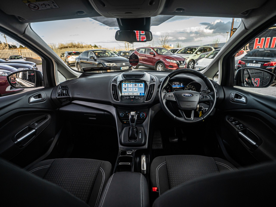 2016 Ford Grand C-Max - image 24