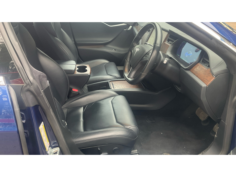 2019 Tesla Model S - image 7