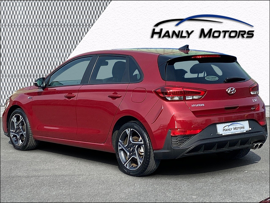 2022 Hyundai i30 - image 6