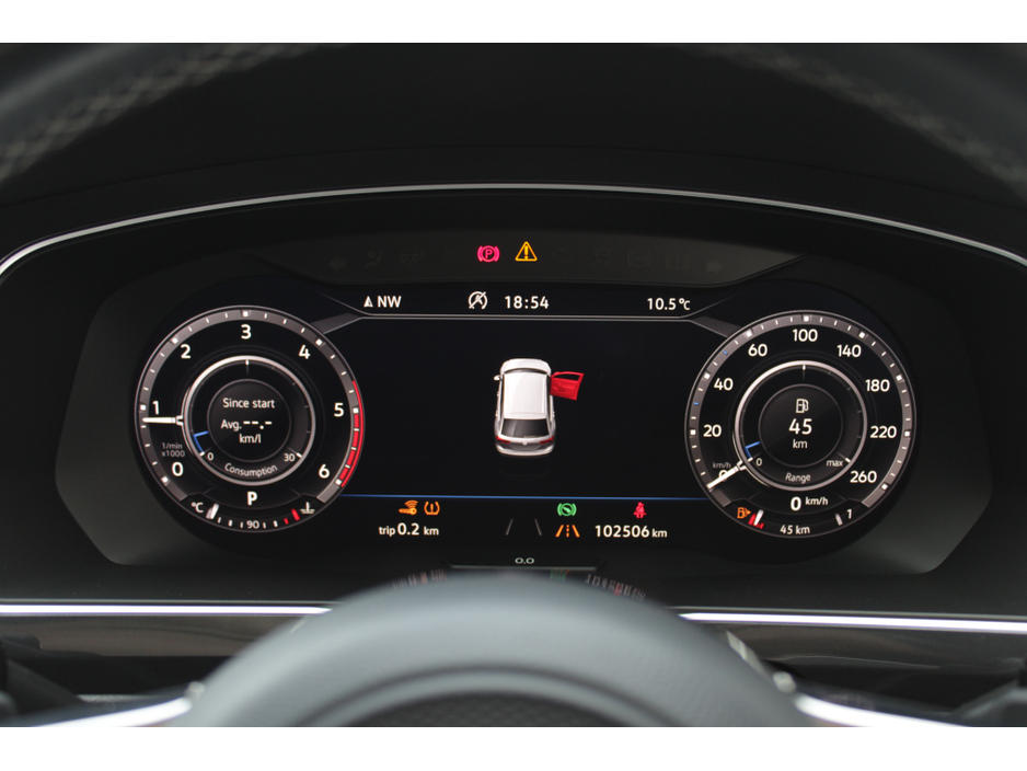 2018 Volkswagen Tiguan - image 11