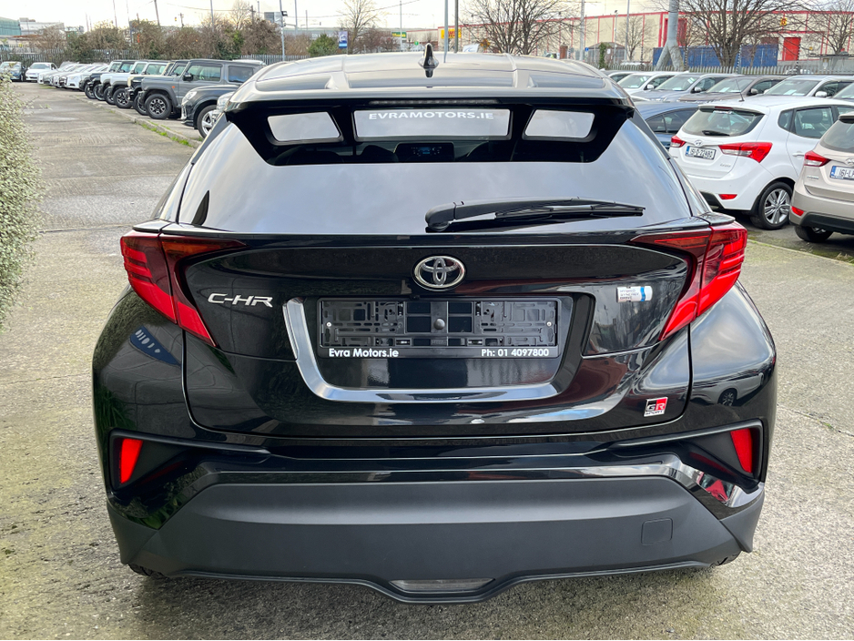 2022 Toyota C-HR GR SPORT AUTOMATIC HYBRID 1.8 PETROL //HIGH SPEC//HALF LEATHER HEATED SEATS//KEYLESS ENTRY//ADAPTIVE CRUISE CONTROL//REVERSE CAMERA// €29,950