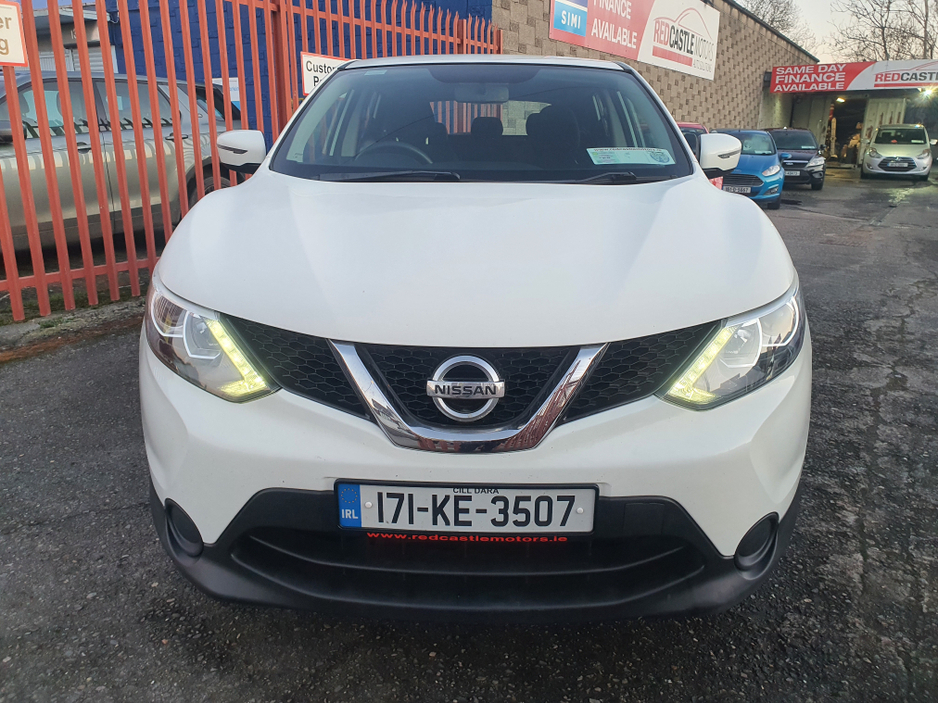 2017 Nissan Qashqai 1.2 PET XE E6 4DR (NCT 07/27) €12,950