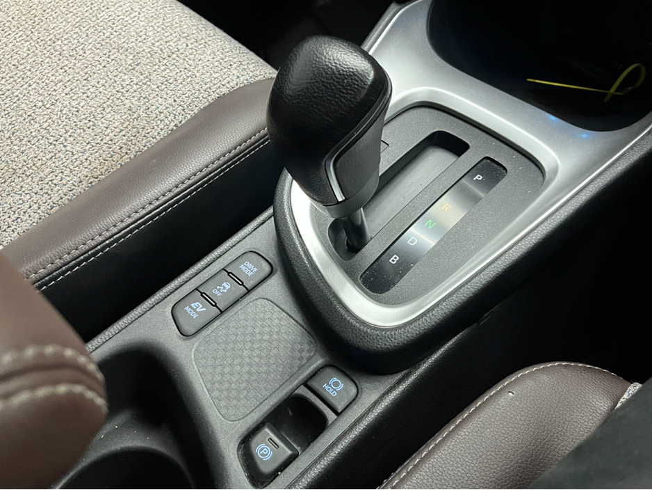 2022 Toyota Yaris Cross €26950 2022 TOYOTA YARIS CROSS 1.5L HYBRID / 89K KMS / ADAPTIVE CRUISE CONTROL, HEATED SEATS, REVERSE CAMERA & MORE €26,950