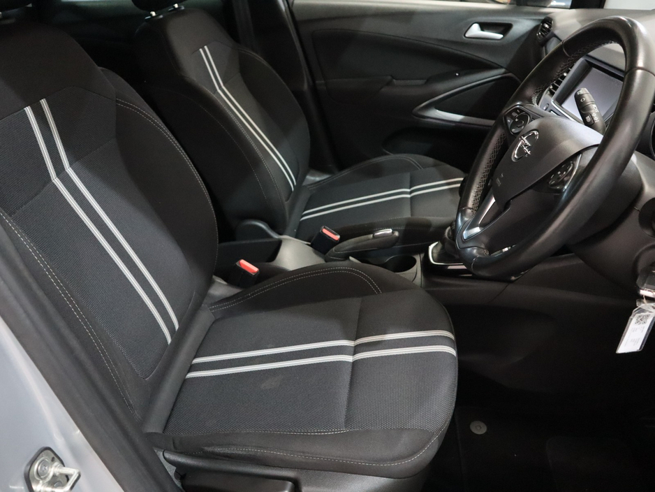 2023 Opel Crossland *6* SPORT 1.2 110PS -PET -PET-6SP 5DR X €16,800