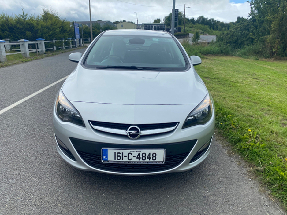 2016 Opel Astra SALOON 1.4 I 4DR €8,500