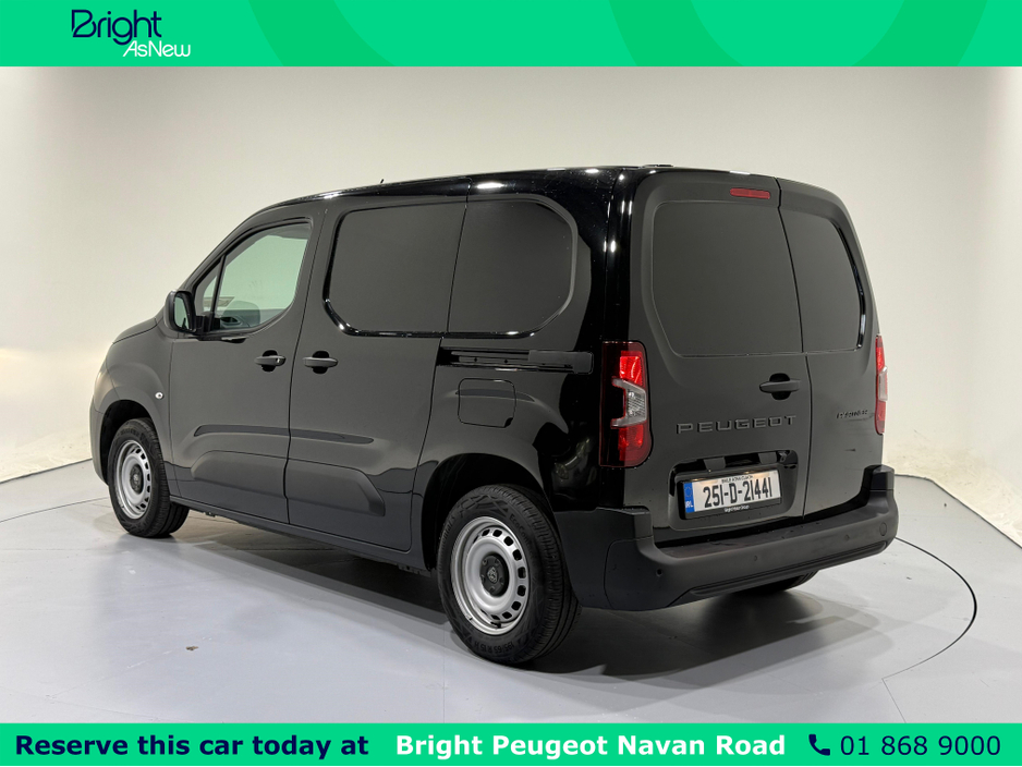 2025 Peugeot Partner - image 11