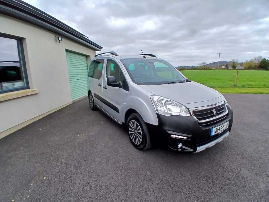 2018 Peugeot Partner - image 5