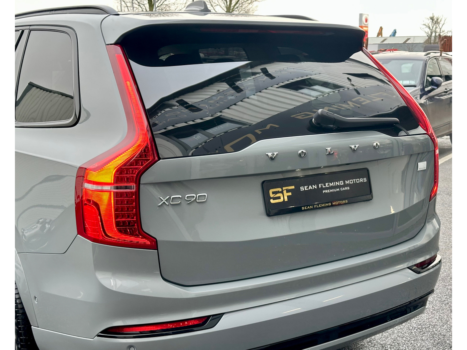 2024 Volvo XC90 ++BLONDE LEATHER++ T8 ULTIMATE RECHARGE AWD €73,950