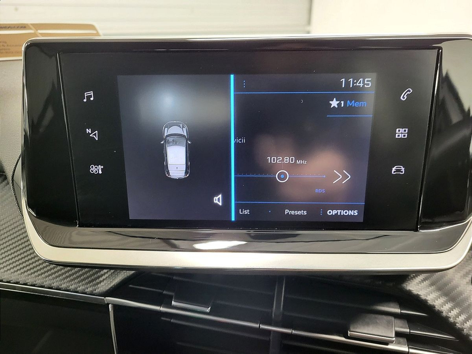 2023 Peugeot 208 - image 7