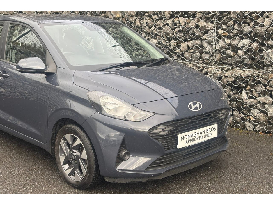 2024 Hyundai i10 ADVANCE €17,995