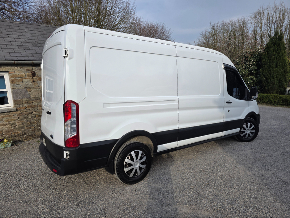 2021 Ford Transit - image 9