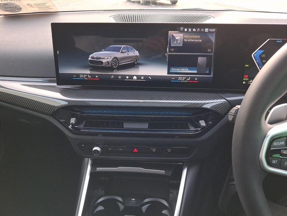 2025 BMW 3 Series 330e M Sport €65,950