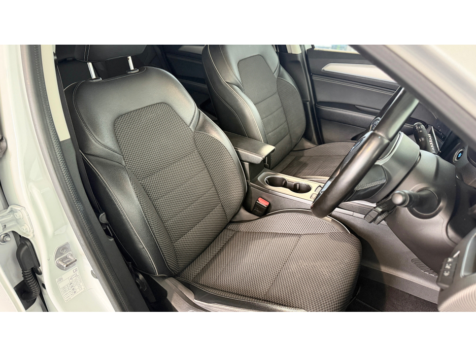 2021 Renault Arkana - image 6