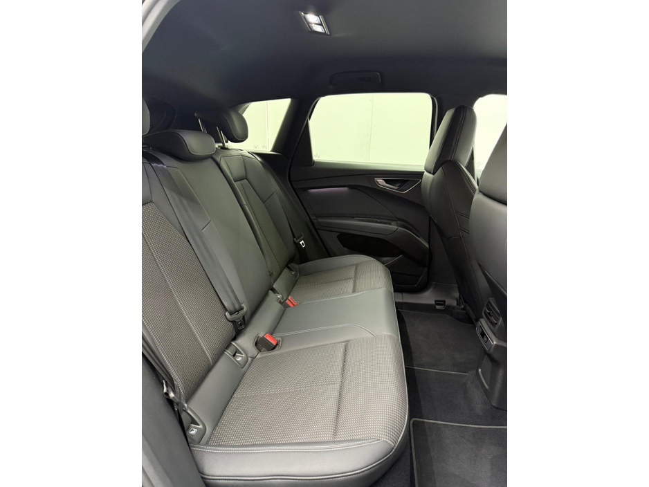 2023 Audi Q4 e-tron - image 7