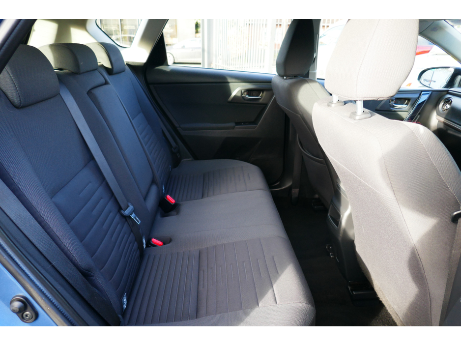 2015 Toyota Auris DIESEL 1.6 D-4D BUSINESS EDITION 110BHP €9,500