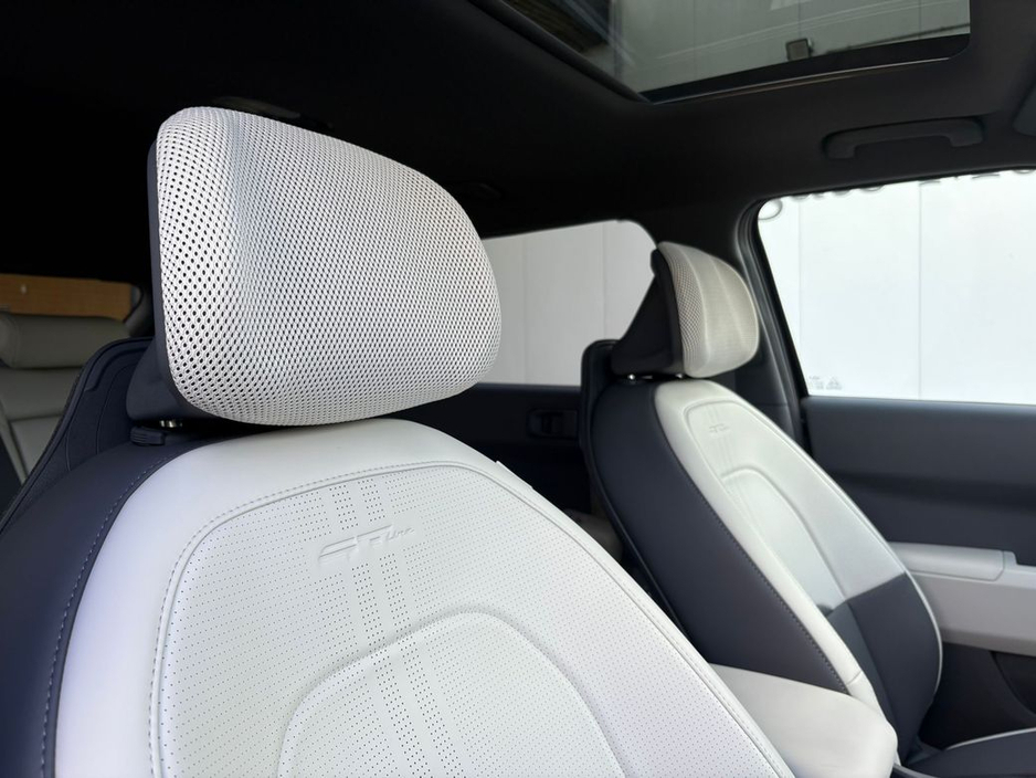 2026 Kia EV3 - image 27