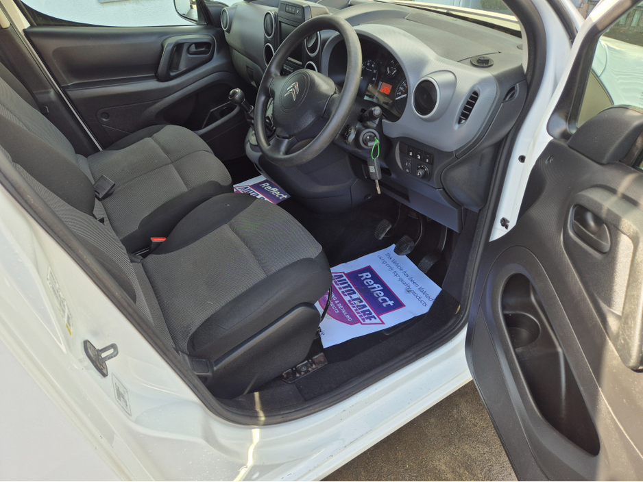 2018 Citroen Berlingo - image 4