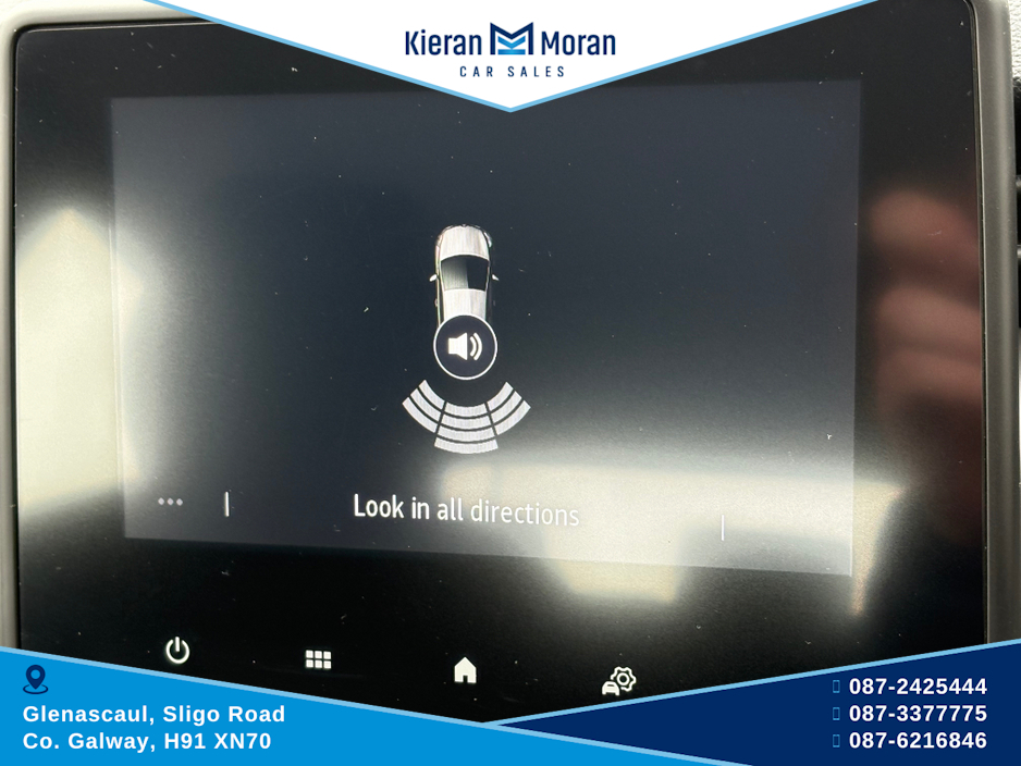 2022 Renault Clio ICONIC EDITION €14,950