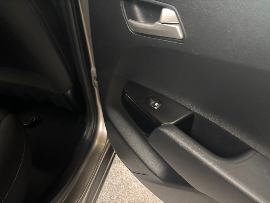 2019 Kia Picanto - image 4