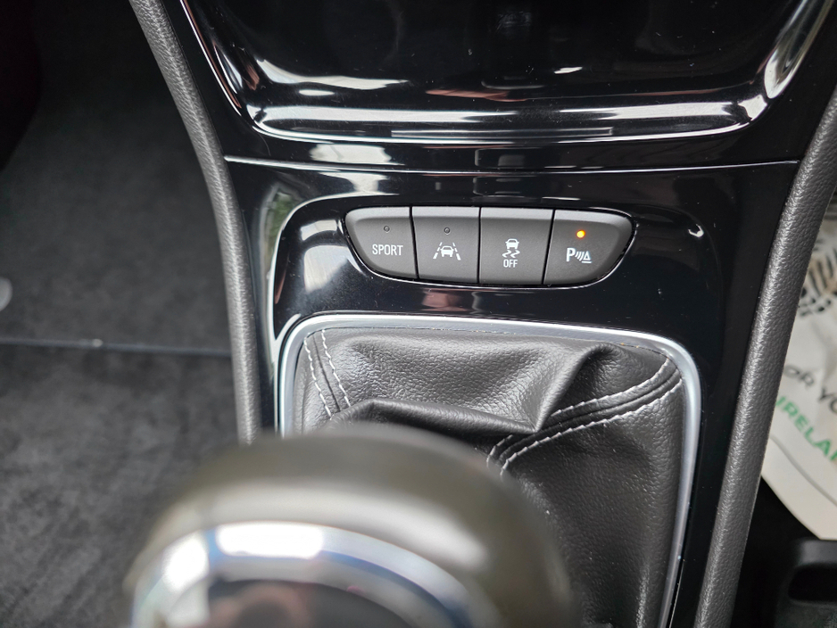 2016 Opel Astra SRI 1.4T 150PS 5DR €11,950