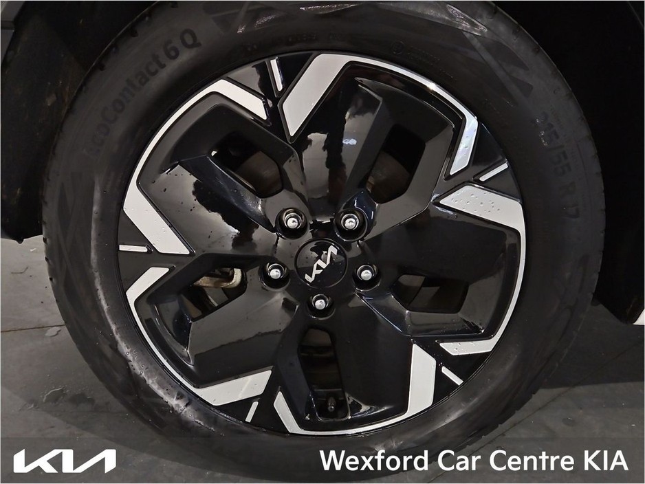 2023 Kia e-Niro - image 9