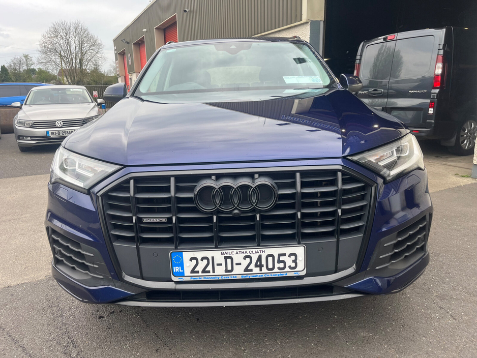 2022 Audi Q7 - image 4