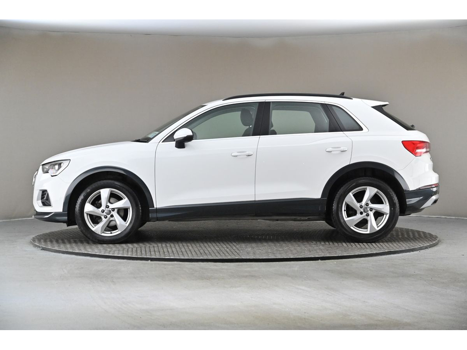 2019 Audi Q3 - image 5