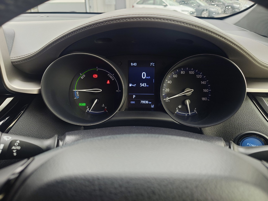 2020 Toyota C-HR - image 14