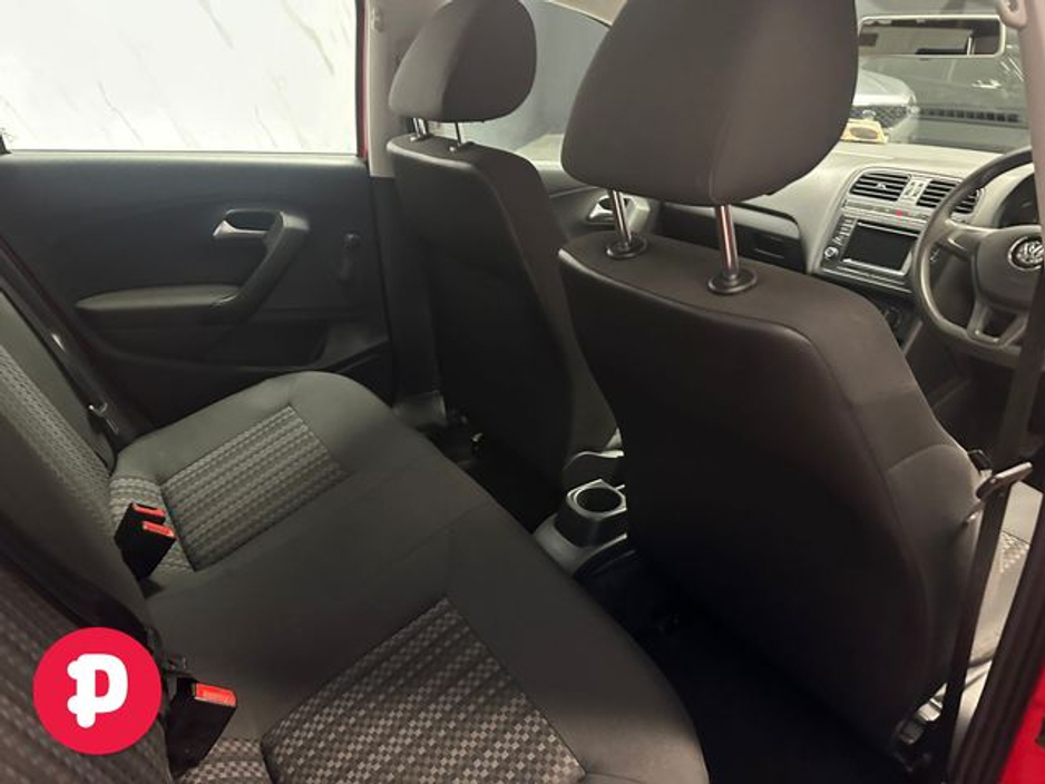 2015 Volkswagen Polo - image 16