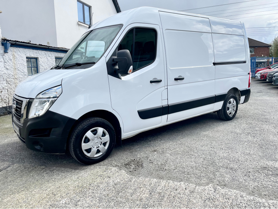 2023 Nissan Interstar - image 33