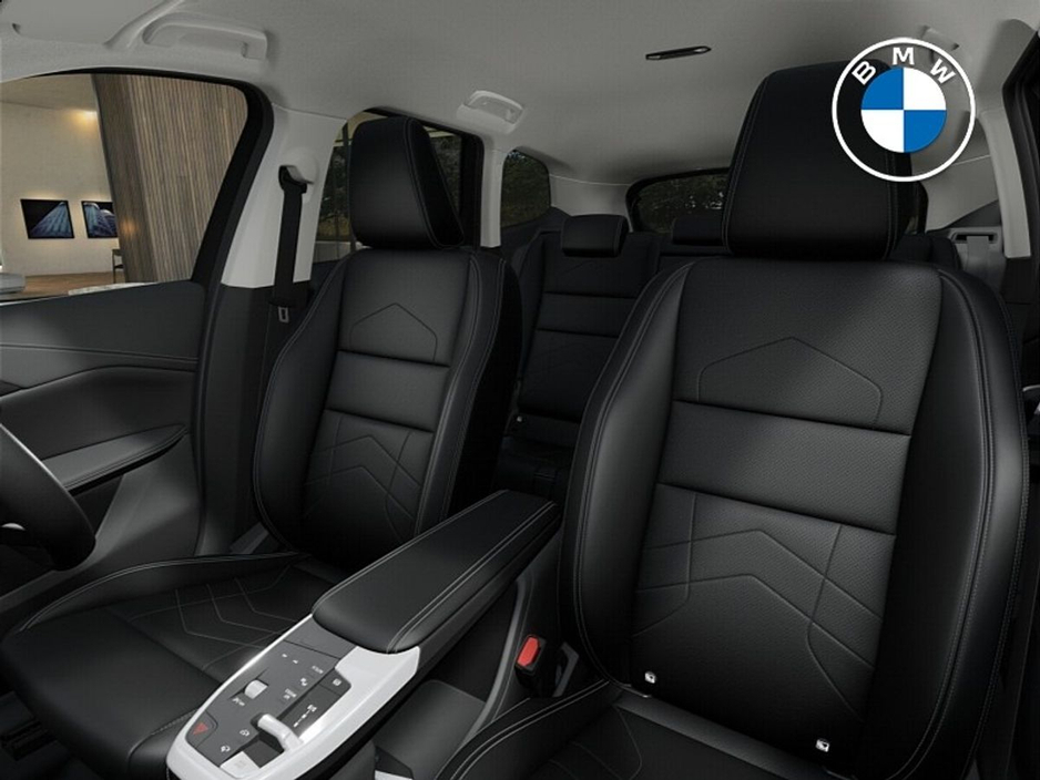 2026 BMW iX1 - image 4