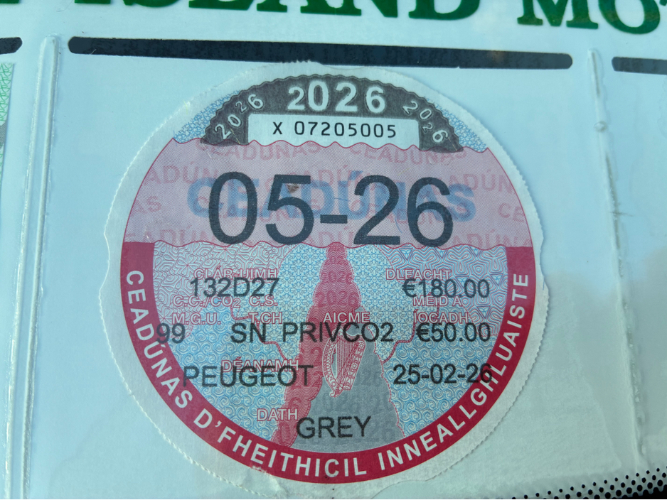 2013 Peugeot 208 - image 6