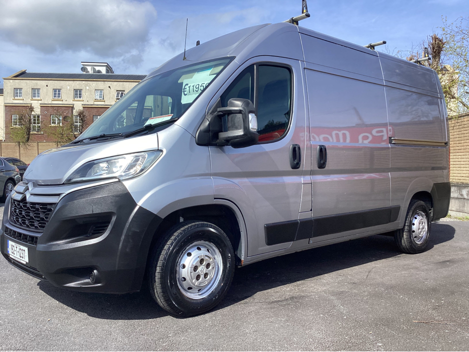 2019 Citroen Relay - image 5