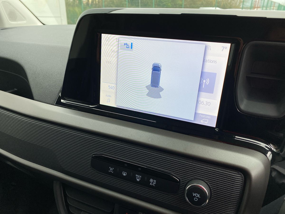 2026 Ford Transit Courier - image 16